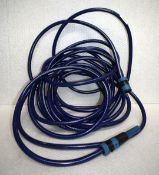 1 x Large Blue Water Hose with Adjustable Sprayer Ref: TG112* - CL1023 - Location: Altrincham