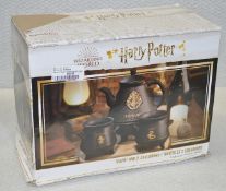 1 x HARRY POTTER Harry Potter Teapot W/Hogwarts Cauldrons Set - Original RRP £59.99 - Ref: HNB139/