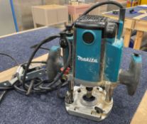 1 x MAKITA Rp1803J/2 240V Plunge Router With Carry Case - Ref: LB226 - CL1019 - Location: Waltham