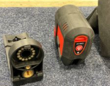 1 x LEICA Lino L2 Alkalaine Line Laser - Ref: LB206 - CL1019 - Location: Waltham Abbey EN9Collection