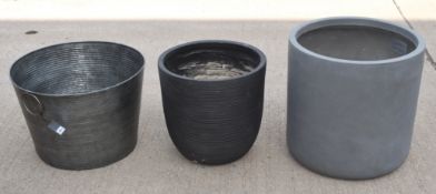 3 x Assorted Planters - Buscot, Brockwell And Rodborough - Ref: GTC502/GTC2P11 - CL1017 -