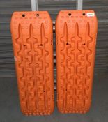 1 x Pair of Off Road Emergency Traction Grips For Vehicles Stuck in Sand, Snow and Mud etc - Ref: