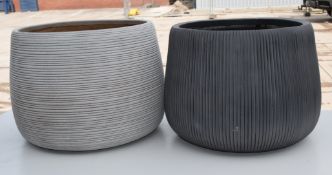 2 x Planters - Large Coates Planter And Large Cutsdean Round Planter - Ref: GTC500/GTC2P11 -
