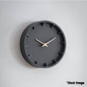 1 x Raven Wall Clock - Boxed - Ref: GTC541/GTCC12 - CL1017 - Location: Altrincham WA14Condition