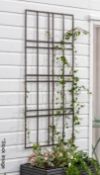 1 x Charlbury Metal 60cm Wall Trellis - Original RRP £80.00 - Ref: GTC806 - CL1017 - Location: