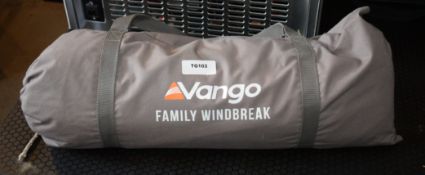 1 x Vango Family Windbreaker with Carry Case - Ref: TG103* - CL1023 - Location: Altrincham