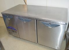 1 x Williams Two Door Prep Counter Fridge - Model: HCC2-400U - Dimensions: H86 x W150 x D78 cms