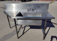 1 x Stainless Steel Inlet Wash Unit Featuring a Large Sink Bowl and Mixer Taps
