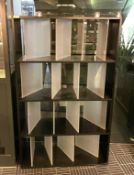 1 x Upright Shelving Unit Featuring Acrylic Dividers