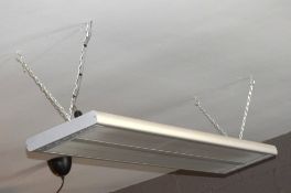 1 x Thermo Glass Suspended Kight - Dimensions: H5 x W154 x D34 cms