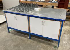 1 x Workbench With Storage - 190(L) X 100(W) X 87(H) cm - Ref: LB123 - CL1019 - Location: Waltham