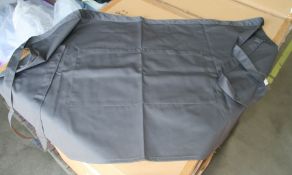 100 x Grey Short Aprons With Pocket - Ref: 133 - CL1030 - Location: Anglesey LL77Collection
