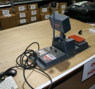 1 x BADGERETTE Heat Press - Single Phase - Ref: 53 - CL1030 - Location: Anglesey LL77Collection