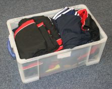 1 x Box Of Tracksuit Trousers In Assorted Colours And Sizes - Ref: 118 - CL1030 - Location: Anglesey
