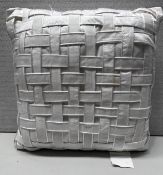 1 x EDIE, INC Woven White Cushion - 43X43cm - Ref: CNT750/B2-7 - CL845 - NO VAT ON THE HAMMER -