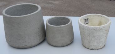 4 x Plant Pots - 2 Stratton Tapered And 2 Radstock - Ref: GTC629/GTCC14 - CL1017 - Location: