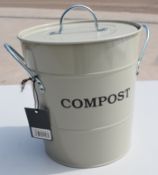 1 x Compost Bucket - Colour: Clay - Ref: GTC776/GTRC20 - CL1017 - Location: Altrincham WA14Condition