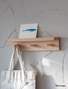 1 x Hambledon Peg Shelf - 3 Hooks - Oak - Boxed - RRP £45.00 - Ref: GTC534/GTCC12 - CL1017 -