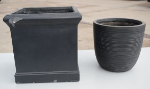2 x Planters - Rodborough & Boxgrove - Ref: GTC624/GTC2P11 - CL1017 - Location: Altrincham