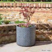 1 x Holbeton Round Fibre-Clay Planter 50cm in Grey - Original RRP £90.00 - Ref: GTC883 - CL1017 -