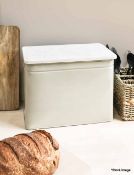 1 x Brompton Bread Bin - Clay - Boxed - Ref: GTC725/GTCC18 - CL1017 - Location: Altrincham