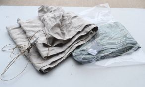 2 x Table Runners In Natural Green - Ref: GTC798/GTRC20 - CL1017 - Location: Altrincham