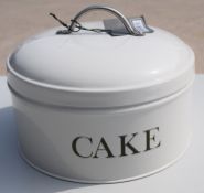 1 x Round Cake Tin - Ref: GTC772/GTCC19 - CL1017 - Location: Altrincham WA14Condition Report: