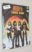 1 x KISS 'Love Gun' Band T-Shirt - Size: Medium