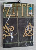 1 x Led Zeppelin 'Green Symbols' Band T-Shirt - Size: Large