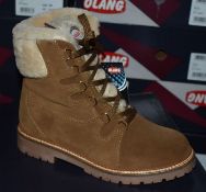 1 x Pair of Designer Olang Meribel 85 CUOIO Women's Winter Boots - Euro Size 39 - Brand New Boxed