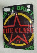 1 x The Clash '77 Guns of Brixton South London' Band T-Shirt - Size: XXL