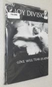 1 x Joy Division 'Love Will Tear Us Apart' Band T-Shirt - Size: XXL
