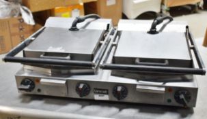 1 x Lincat Lynx Electric Counter-top Twin Contact Grill with Smooth Upper & Lower Plates