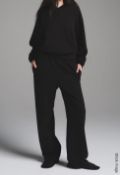 1 x SKIMS Cotton Fleece Classic Hoodie in Onyx Black - Size: M / UK 12-14 - RRP £86.00 - Ref: