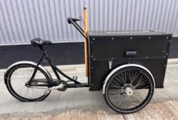 1 x Christiania Three Wheel Event Bike - Single Speed Bike Featuring a Secure Box with Gas Lift Lid,