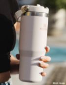 1 x STANLEY Stanley Iceflow Flip-Straw Tumbler in Rose Pink (30oz) - Ref: HNB233/7558867 NHC01 -