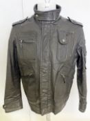 1 x TRUSSARDI JEANS Men's Italian 100% Leather Jacket in Black- Size: EU48 - Ref: LB528 - CL1020 -