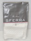 1 x Luxury Quilted Pillow Sham in Cream - Ref: HNB338/7687614 NHC01 - CL987 - Location: Altrincham