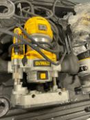 DeWalt D26204 Router Kit, Fixed & Plunge Base, 900W, 16,000-27,000 RPM