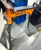 1 x Triton SuperJaws XXL Portable Clamping System with Bar Clamp - 39.5-inch Jaw Capacity
