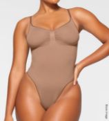 1 x SKIMS Seamless Sculpt Thong Bodysuit in Sienna - Size: S = UK 8-10 - Original Price £70.00 - Ref