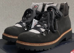 1 x Pair of Designer Olang Women's Winter Boots - Merano.Win.BTX 816 Antracite - Euro Size 36 -
