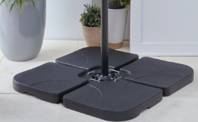1 x Water Filled 4 Piece Over Hanging Parasol Base - New Boxed Stock - RRP £89.99 - CL011 - Ref: