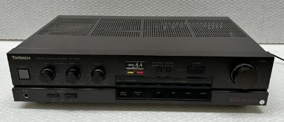 1 x Technics SU-V45A Stero Integrated Amplifier - Ref: SK - CL963 - NO VAT ON THE HAMMER - Location: