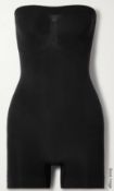1 x SKIMS Sculpt Strapless Shortie Bodysuit in Black - Size: M - Boxed Original RRP £80.00 - Ref: