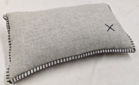 1 x BEGG X CO 'Lewis' Travel 100% Cashmere Designer Cushion With Dust Bag - Original Price £285.00