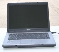 1 x Toshiba Satellite Pro L300D And Hp G61 Laptop - NO VAT ON THE HAMMER - Ref: THH113+THH114 -