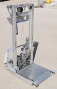 1 x Genie Load Lifter Platform Lift - Ideal for Couriers, Warehouses or Workshops - Max Load