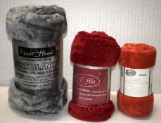3 x Assorted Throw Blankets Including a Mink 150x200cm Blanket, a Luxury Coral 120x150cm Fleece