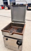 1 x Falcon G2962 Natural Gas Tilting Bratt Pan